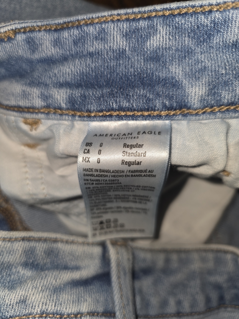 American Eagle Outfitters Light Wash High-Rise Skinny Jeans - Picture 3 of 4